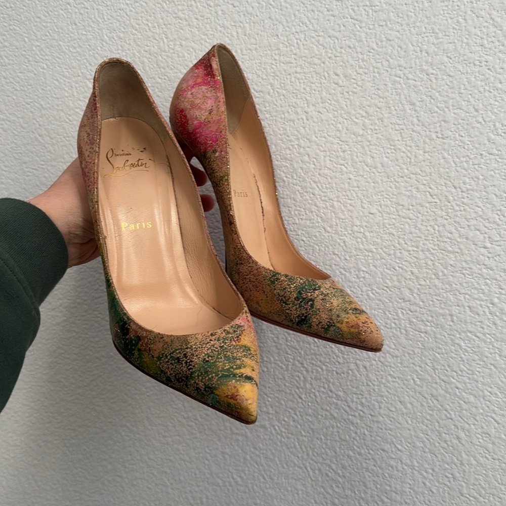 Christian Louboutin Pigalles follies - Picture 3 of 15